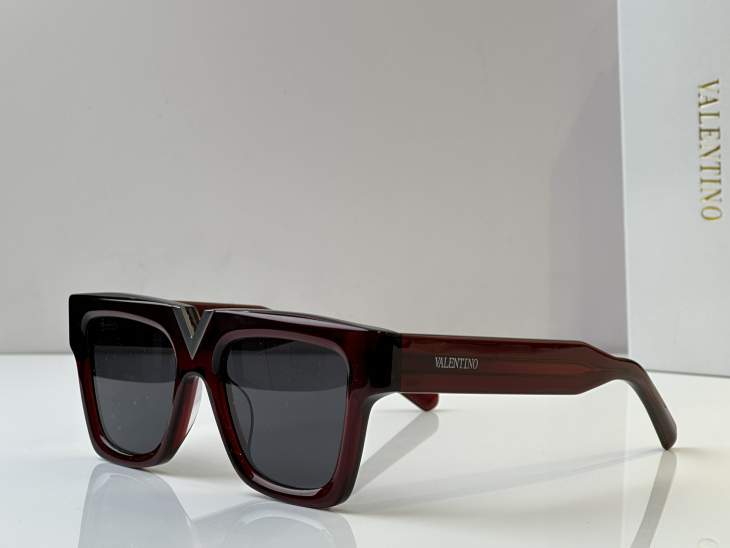 Picture of Valentino Sunglasses _SKUfw67175901fw